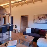 Hochalmbahnen 16w2, Bergminze, Nahe Gondel Daire Rauris