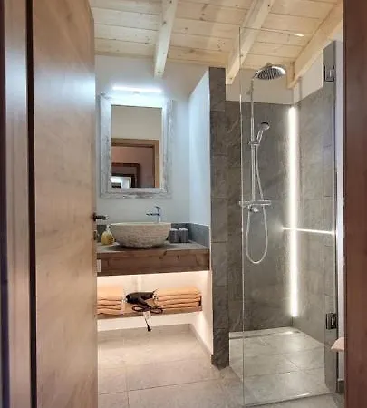 Hochalmbahnen 1-16 We2, Maislaufeldweg 1p Og